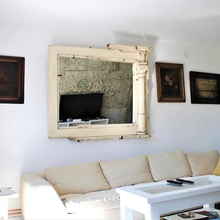 Appartamento Mala Oaza Čačak Esterno foto